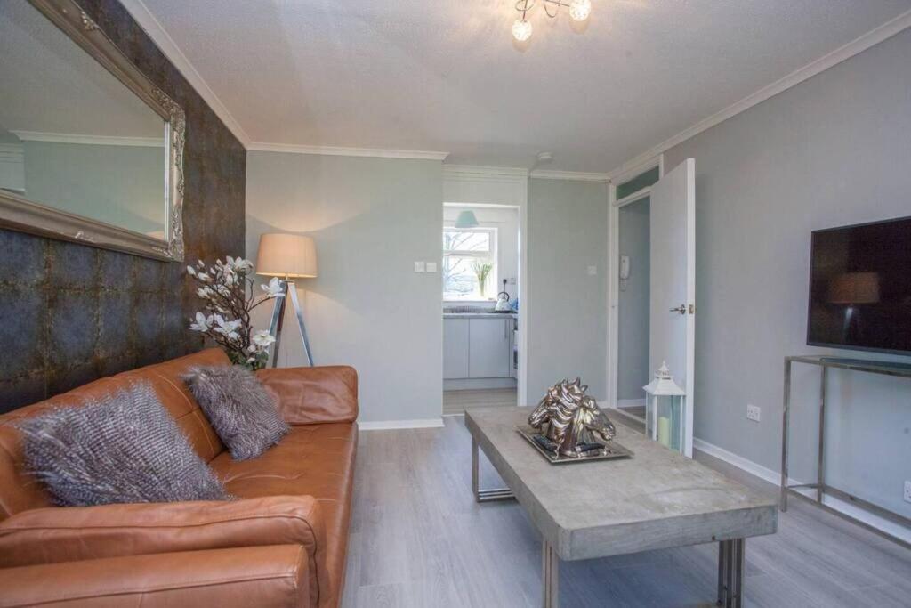 شقة Cosy 1 Bed With Parking In City Centre غلاسغو المظهر الخارجي الصورة